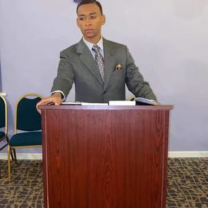 Meet your Posher, Farrad